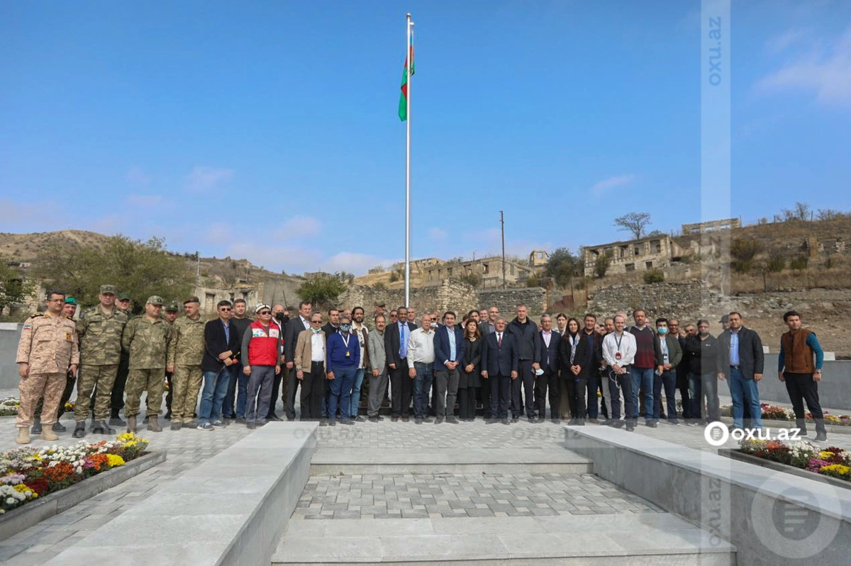 Diplomatik korpus nümayəndələrinin Suqovuşana səfəri başlayıb - FOTO